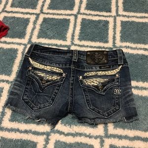 Miss me Shorts 27